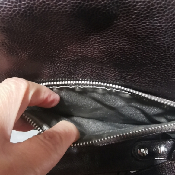 100% Authentic Chanel Grazed Caviar Pocket In The City Shoulder Bag  Brown - Picture 8 of 16